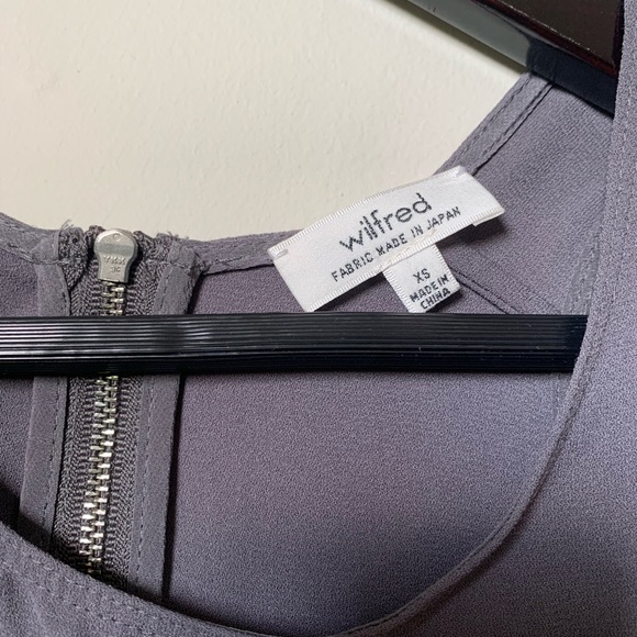 Dark Grey Sleeveless Blouse - Picture 2 of 5